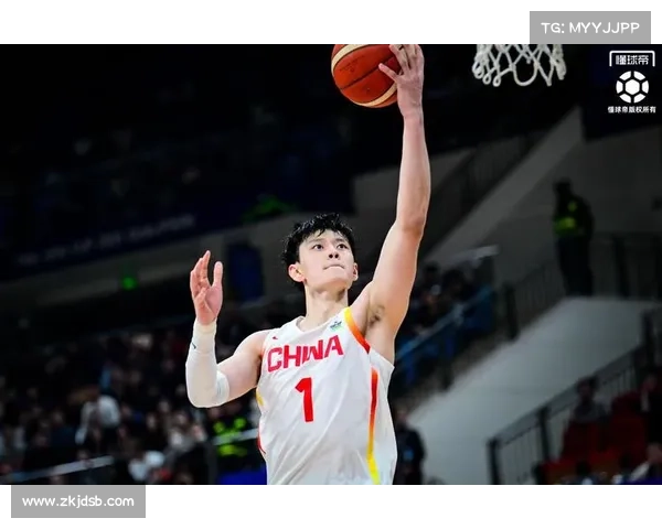 篮网半场10人轮换 曾凡博未登场7人出场时间上双